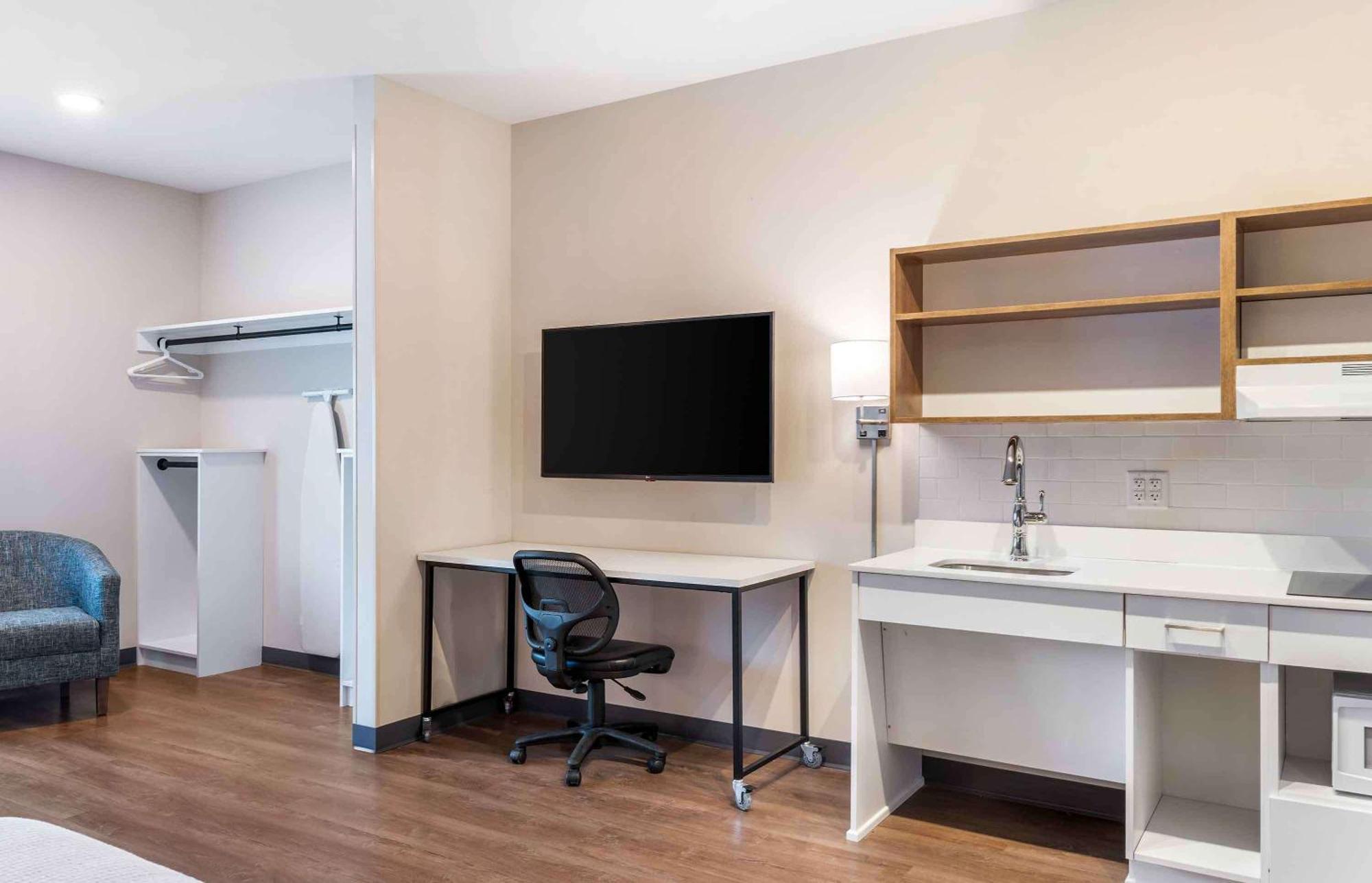 Extended Stay America Premier Suites - San Diego - San Marcos Exterior photo